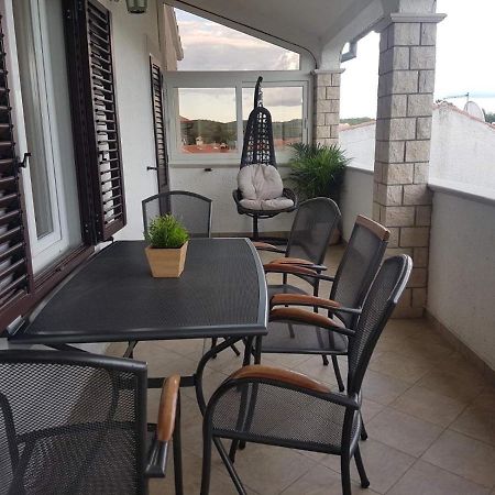 Apartment Samanta Sunny Porec Bagian luar foto